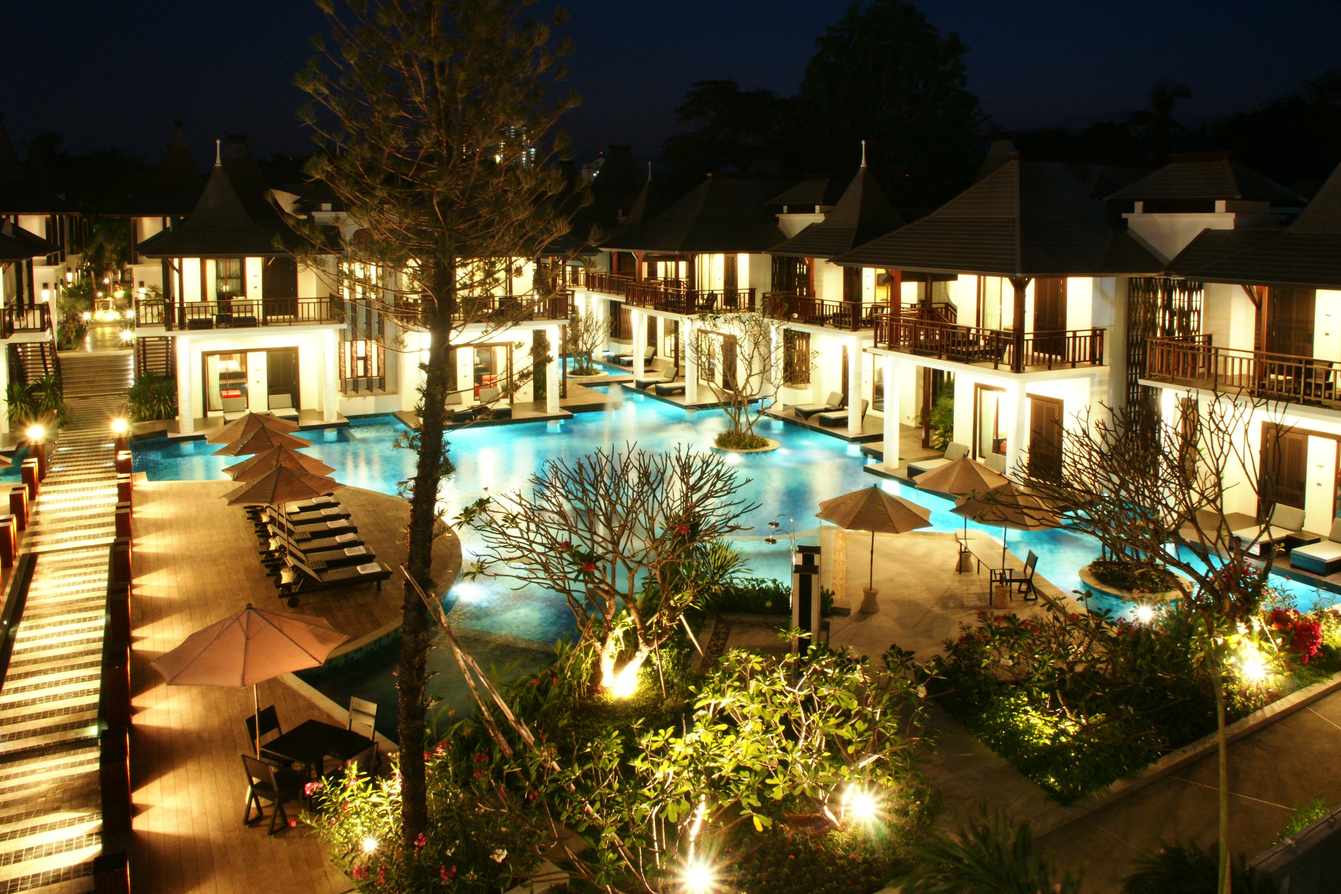 Z Through By The Zign Hotel Pattaya Exterior foto